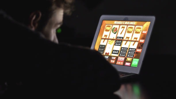 bola11 payment method icons showing DANA, OVO, GoPay, ShopeePay, LinkAja, and QRIS options for Egypt's Book of Mystery